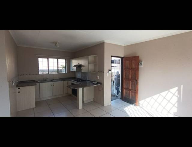 2 BEDROOM PROPERTY TO RENT IN GREENHILLS